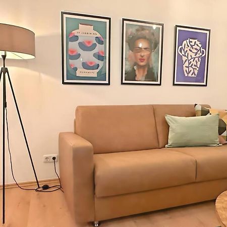 Urban & Chic: 2Bdr, Parkplatz Apartment วิทเทน ภายนอก รูปภาพ